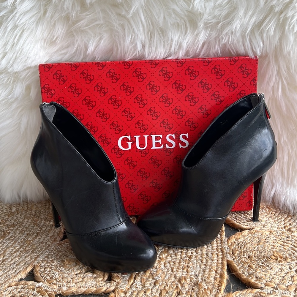 Guess Carlice Black leather ankle boot bootie platform heels